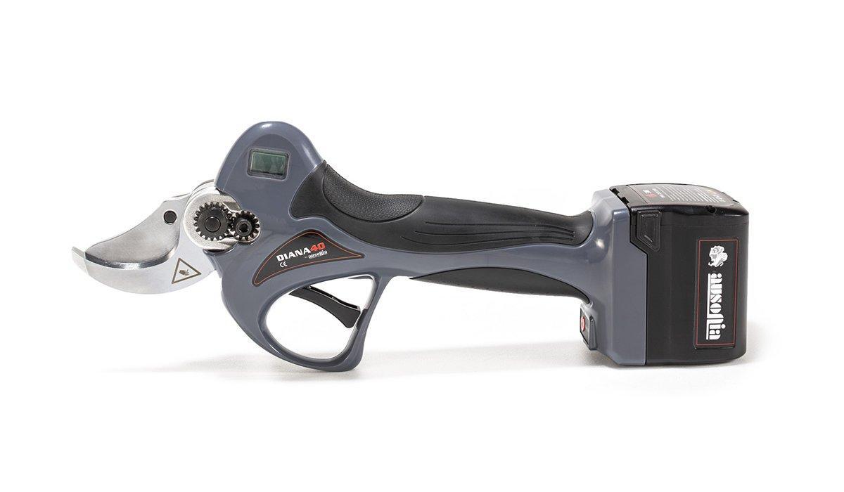 diana-40-forbice-elettrica-per-potatura